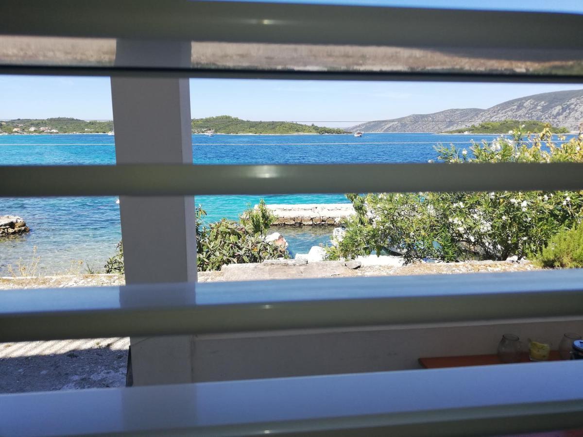 I&J Relaxing Beach Apartments Račišće Eksteriør billede