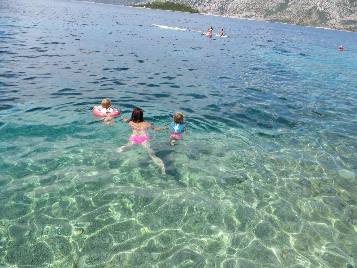 I&J Relaxing Beach Apartments Račišće Eksteriør billede