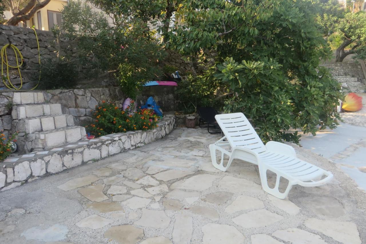 I&J Relaxing Beach Apartments Račišće Eksteriør billede